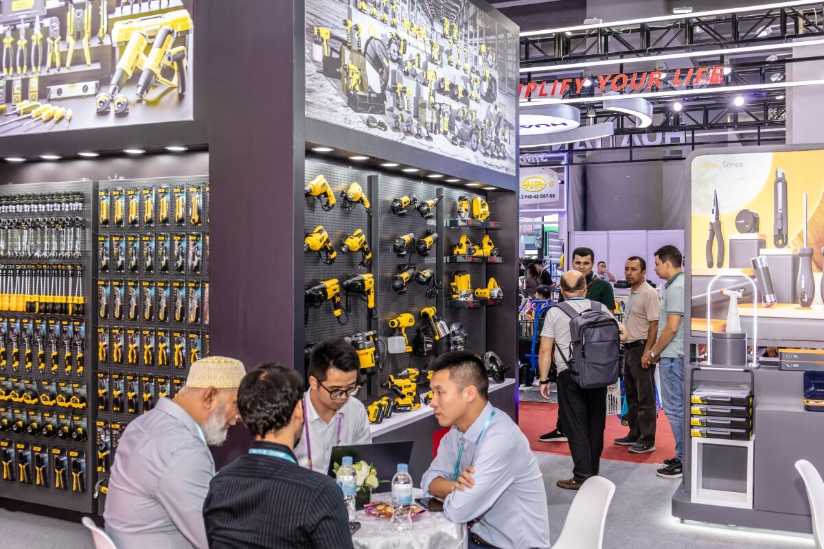 Deli Tools Shines at the 2024 Autumn Canton Fair - Deli Group Co.,Ltd.